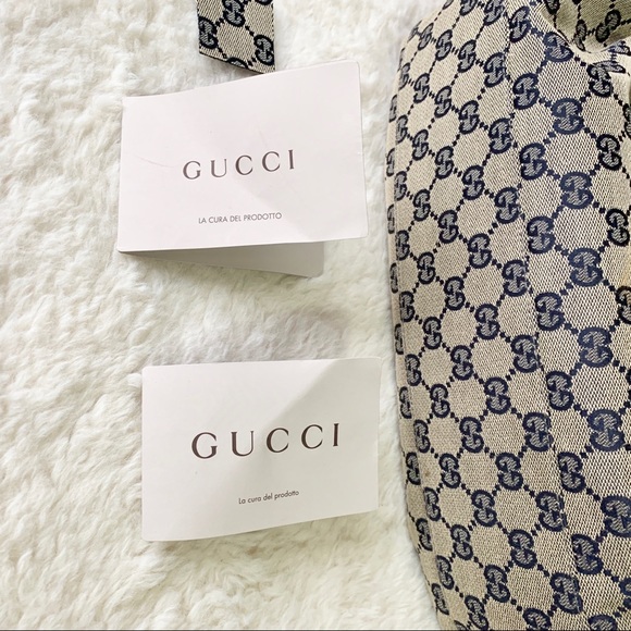 Gucci Sukey Medium Handbag GG Supreme - Picture 6 of 8